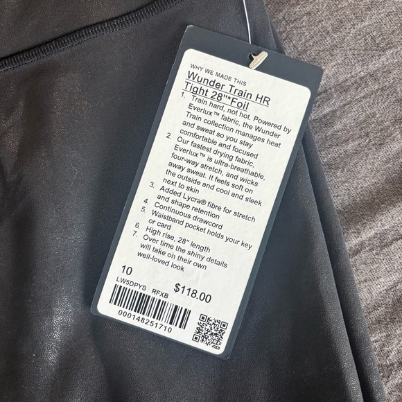 Lululemon WUNDER train HR tight 28” foil color RFXB black size 10 #367 - Picture 3 of 3